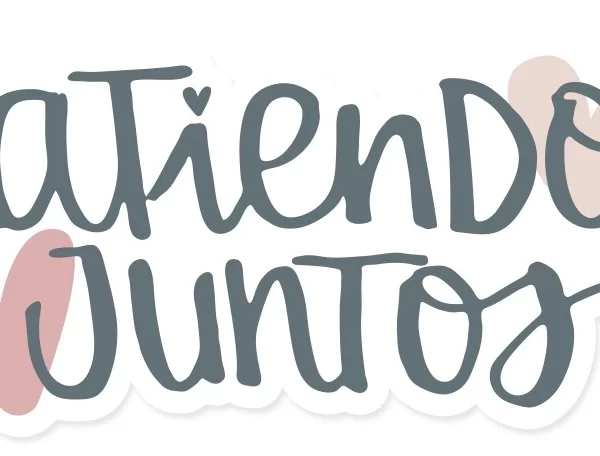 Título de Metacrilato LATIENDO JUNTOS